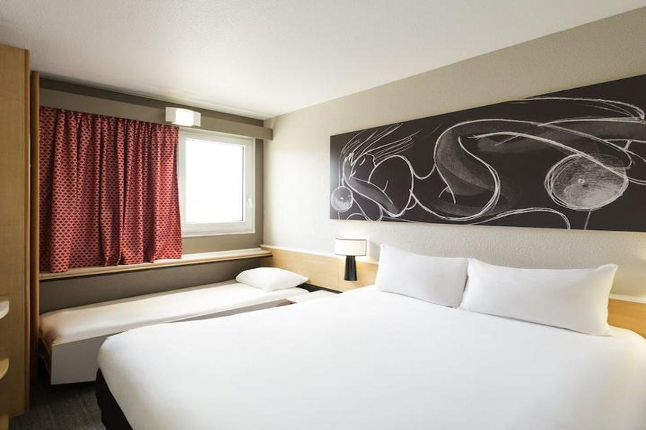 B&B Hotel Bordeaux Merignac Cadera Aeroport Exterior photo