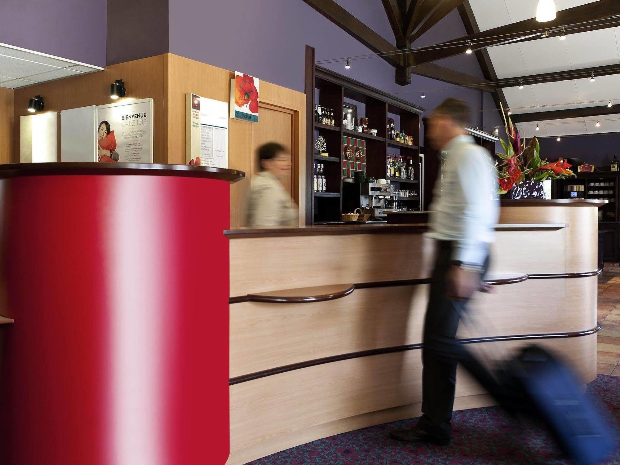 B&B Hotel Bordeaux Merignac Cadera Aeroport Exterior photo