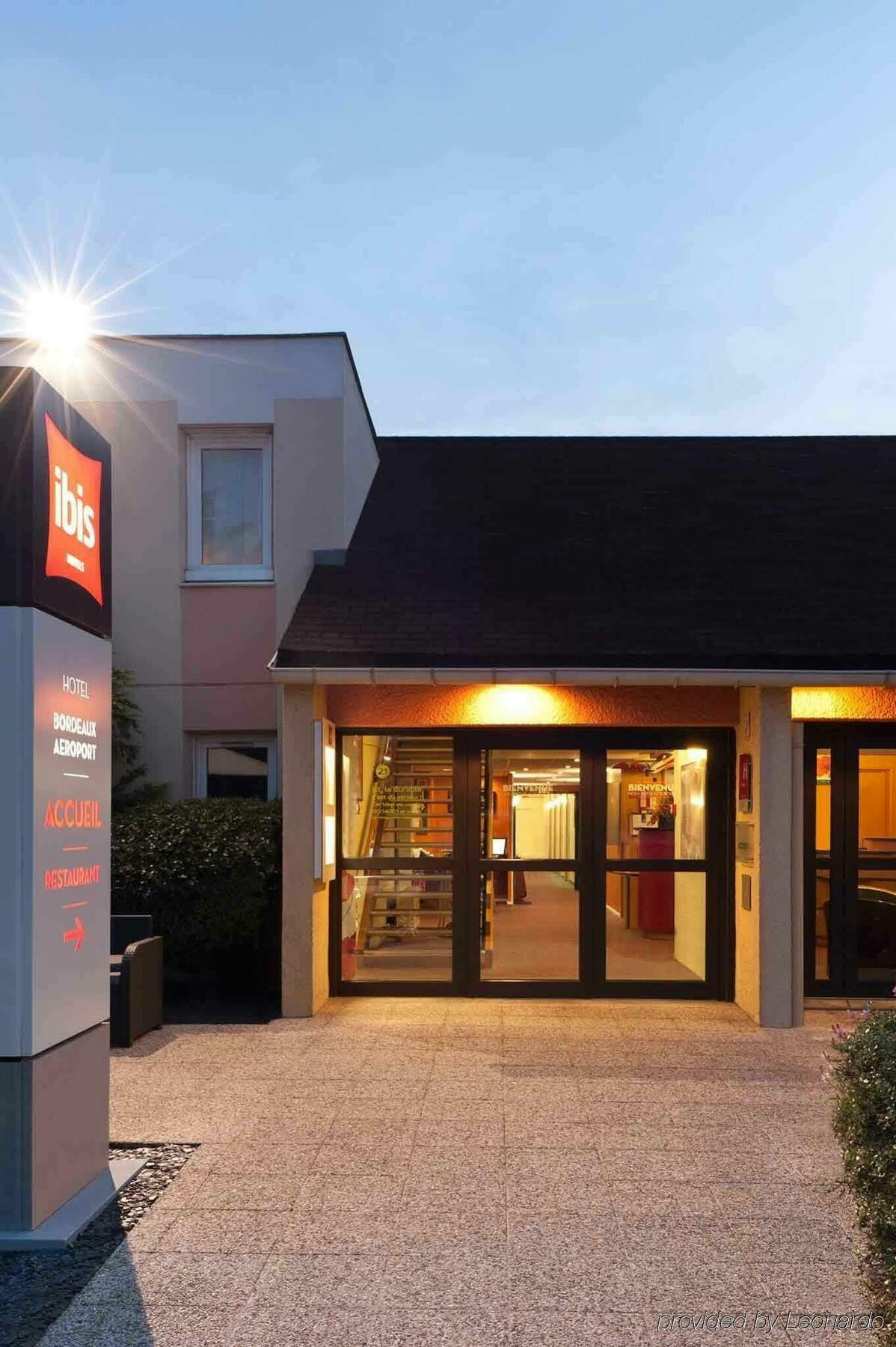B&B Hotel Bordeaux Merignac Cadera Aeroport Exterior photo
